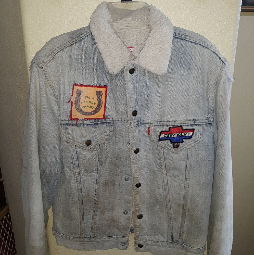 Vintage distressed levi jean jacket
